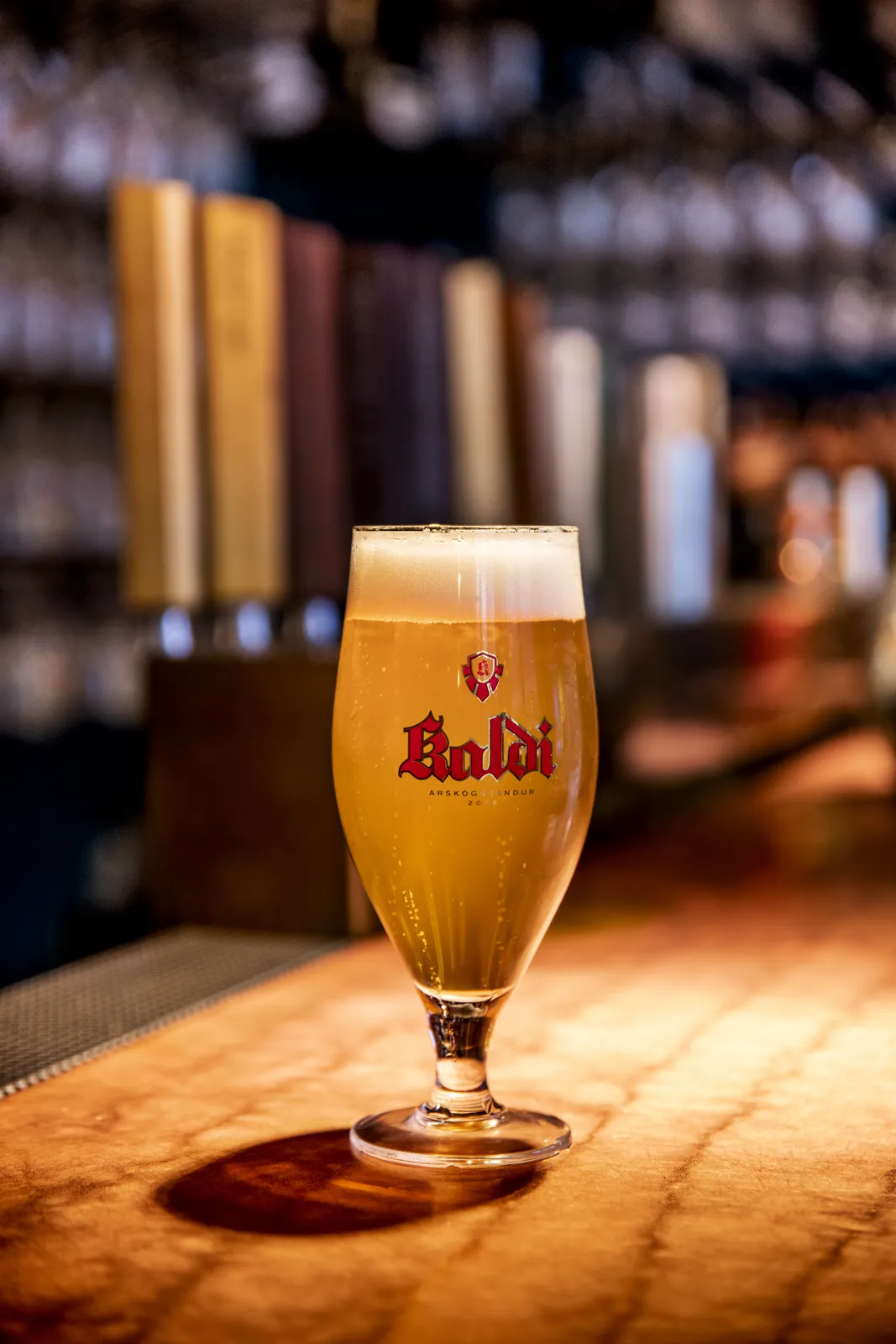 Kaldi glas á barnum